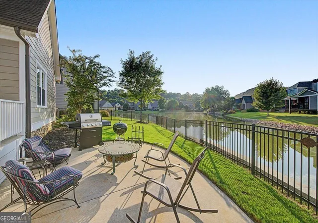Photo 2 of Single family home for sale at 38 Grv Park Cir, Cartersville, GA 30120 | MLS# 10834519 | Listing updated on 2026-10-06