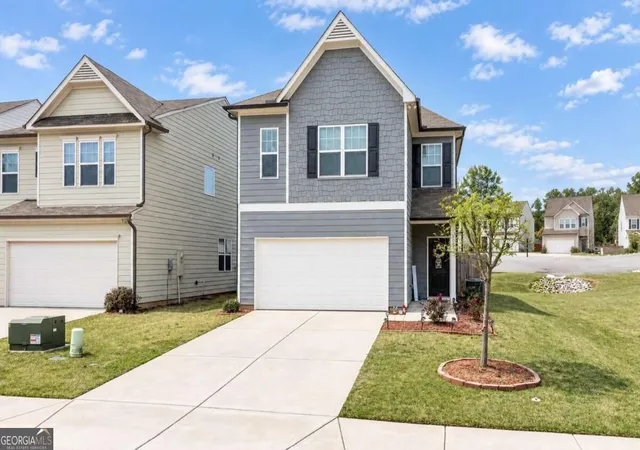 Photo 2 of Single family home for sale at 5004 Fawnwood Dr, Gainesville, GA 30504 | MLS# 10851233 | Listing updated on 2026-09-23