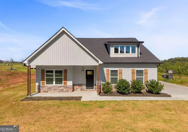 Single family home for sale at 1177 Dortch Rd, Eastanollee, GA 30538 | MLS# 10844980