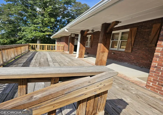 Photo 2 of Single family home for sale at 100 Dolly Nixon Rd, Senoia, GA 30276 | MLS# 10849610 | Listing updated on 2026-10-03