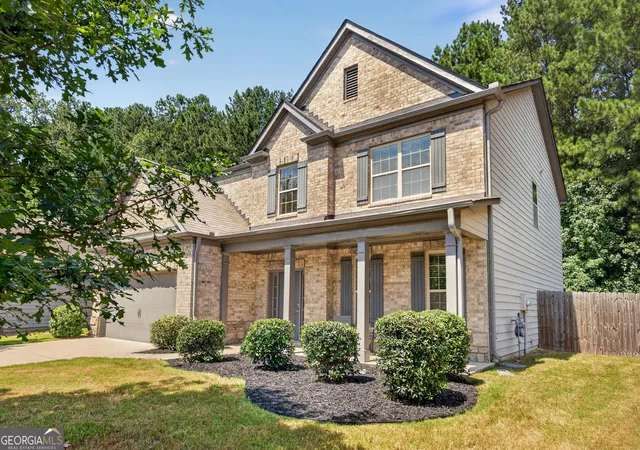 Photo 2 of Single family home for sale at 5686 Walnut Ml Ln, Powder Springs, GA 30127 | MLS# 10839526 | Listing updated on 2026-09-22