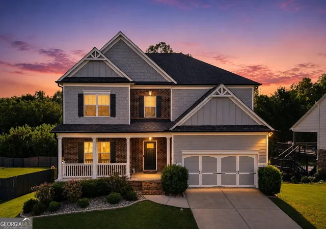 Photo 3 of Single family home for sale at 86 Twelve Oaks Dr SE, Cartersville, GA 30120 | MLS# 10839800 | Listing updated on 2026-09-19
