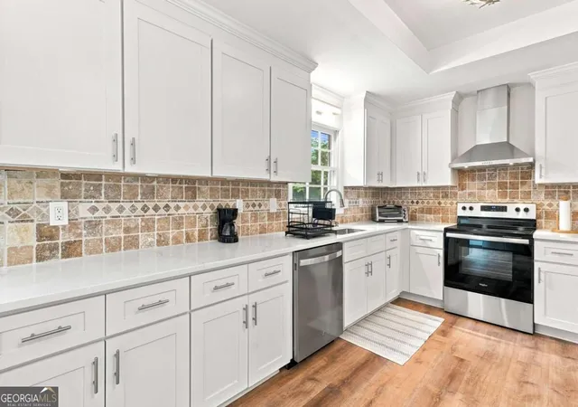 Photo 4 of Single family home for sale at 120 Deerwood Cir SE, Smyrna, GA 30082 | MLS# 10850840 | Listing updated on 2026-10-06