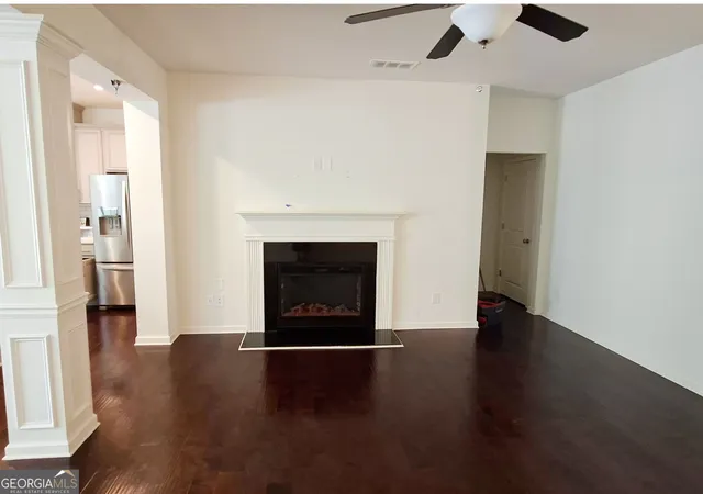 Photo 2 of Townhouse for sale at 4402 Newfangle Rd, Stone Mountain, GA 30083 | MLS# 10839928 | Listing updated on 2026-09-18