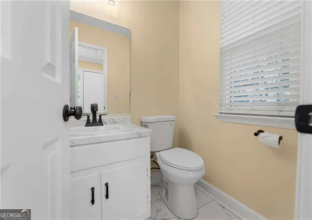 Photo 3 of Townhouse for sale at 1161 Ridgecrest Ln SE, Smyrna, GA 30080 | MLS# 10851315 | Listing updated on 2026-10-07