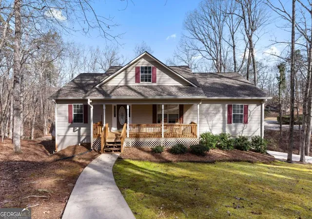 Photo 2 of Single family home for sale at 403 Long Shls Dr, Eatonton, GA 31024 | MLS# 10676766 | Listing updated on 2026-09-20