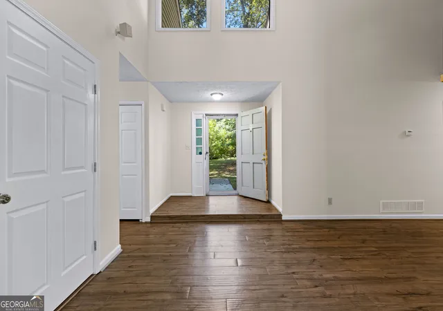 Photo 3 of Single family home for sale at 165 Felton Ct, Fayetteville, GA 30214 | MLS# 10784152 | Listing updated on 2026-09-19