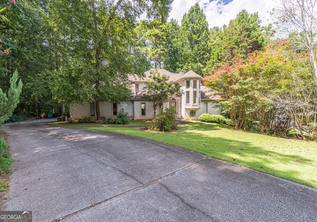 Photo 2 of Single family home for sale at 1704 Heritage Way, Stone Mountain, GA 30087 | MLS# 10841073 | Listing updated on 2026-09-22