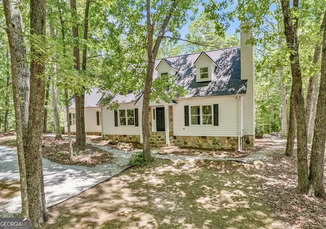 Photo 1 of Single family home for sale at 230 Haynes Rd, Moreland, GA 30259 | MLS# 10770961 | Listing updated on 2026-10-08