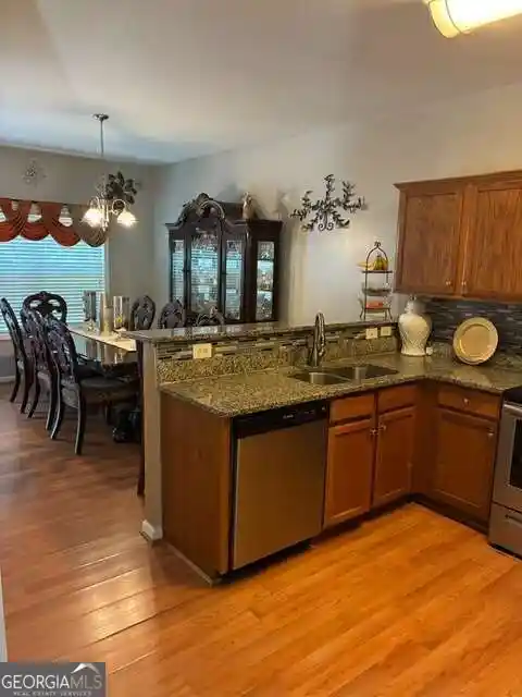 Photo 2 of Single family home for sale at 186 NE Hawthorn Dr, Dallas, GA 30132 | MLS# 10880655 | Listing updated on 2026-10-29