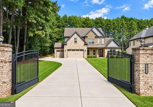 Photo 1 of Single family home for sale at 1982 Old Peachtree Rd Ne, Lawrenceville, GA 30043 | MLS# 10842124 | Listing updated on 2026-09-18