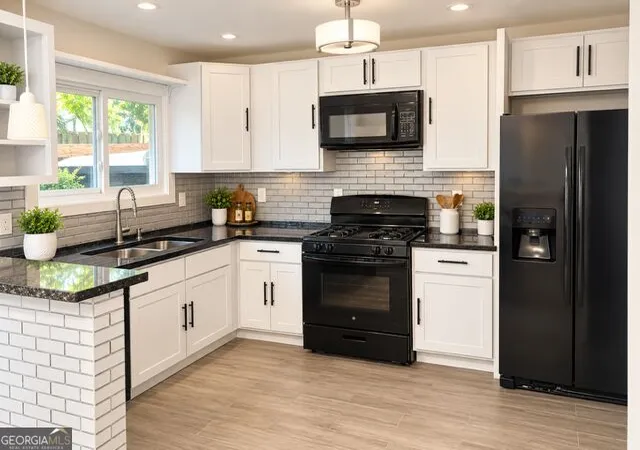 Photo 3 of Condo for sale at 1818 Ashborough Cir Se #D, Marietta, GA 30067 | MLS# 10826629 | Listing updated on 2026-10-09