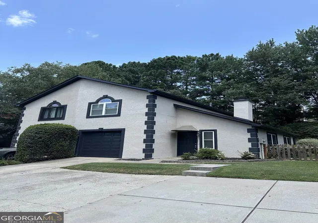 Photo 1 of Townhouse for sale at 4205 Lakes End Dr Nw, Kennesaw, GA 30144 | MLS# 10846582 | Listing updated on 2026-09-30