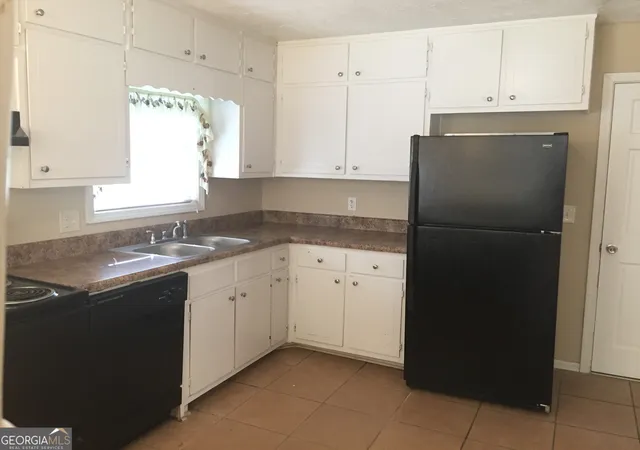 Photo 2 of Multi family home for sale at 2076 Campfire Dr, Riverdale, GA 30296 | MLS# 10840647 | Listing updated on 2026-09-04