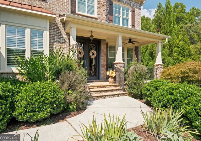 Photo 4 of Single family home for sale at 360 Dewpoint Ln, Johns Creek, GA 30022 | MLS# 10839547 | Listing updated on 2026-09-17