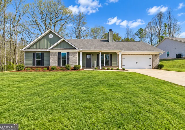 Photo 1 of Single family home for sale at 1374 Hardigree Rd, Winder, GA 30680 | MLS# 10815645 | Listing updated on 2026-09-11
