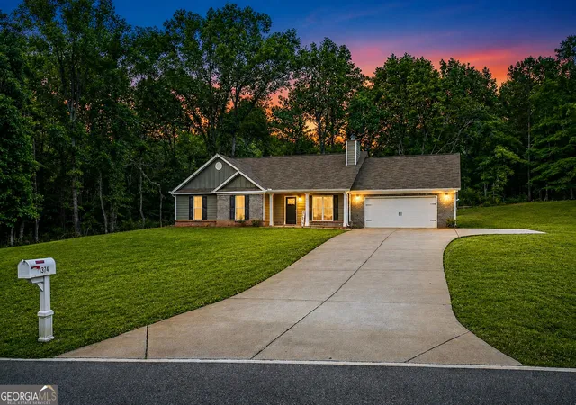 Photo 2 of Single family home for sale at 1374 Hardigree Rd, Winder, GA 30680 | MLS# 10815645 | Listing updated on 2026-09-11