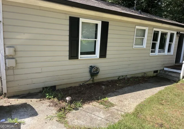 Photo 2 of Single family home for sale at 1133 Mable St Sw, Mableton, GA 30126 | MLS# 10831632 | Listing updated on 2026-09-07