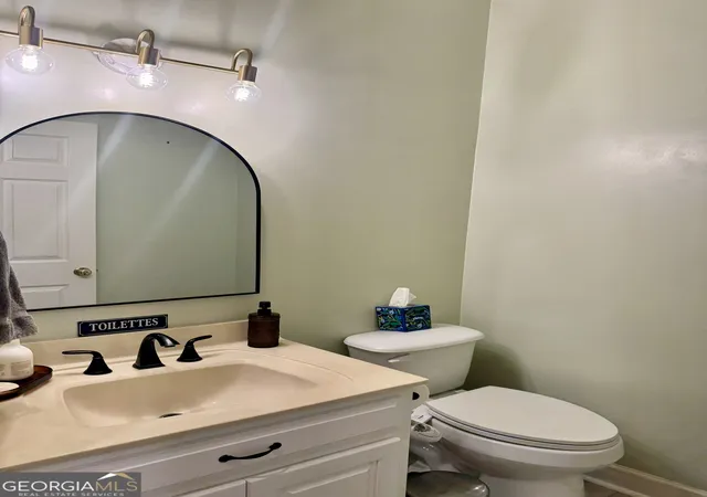 Photo 4 of Single family home for sale at 102 Oakatee Ct Cts, Cordele, GA 31015 | MLS# 10843743 | Listing updated on 2026-10-05