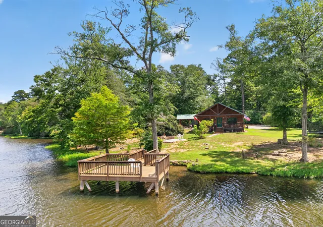 Photo 3 of Sale Pending at 180 Towaliga Lake Dr, Jackson, GA 30233 | MLS# 10838704 | Listing updated on 2026-09-11