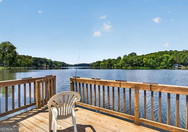 Photo 4 of Sale Pending at 180 Towaliga Lake Dr, Jackson, GA 30233 | MLS# 10838704 | Listing updated on 2026-09-11