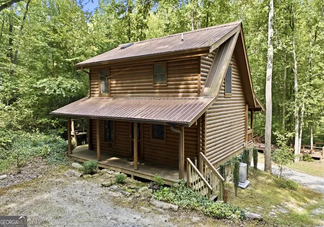 Photo 2 of Single family home for sale at 110 Seye Wailo Trl, Clarkesville, GA 30523 | MLS# 10840368 | Listing updated on 2026-09-18