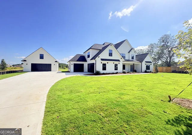 Photo 2 of Single family home for sale at 00 Amling Ct #LOT 95, Senoia, GA 30276 | MLS# 10767728 | Listing updated on 2026-10-04