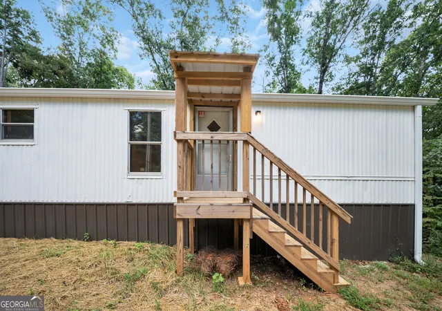 Photo 3 of Manufactured home for sale at 276 Fern Valley Trl, Clarkesville, GA 30523 | MLS# 10840858 | Listing updated on 2026-09-15