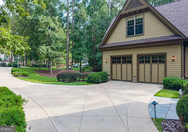Photo 3 of Single family home for sale at 1061-1071 Scull Shls Dr, Greensboro, GA 30642 | MLS# 10841139 | Listing updated on 2026-09-20