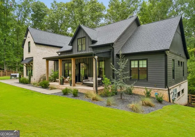 Photo 3 of Mansion for sale at 5676 Kennedy Rd, Suwanee, GA 30024 | MLS# 10837496 | Listing updated on 2026-09-15