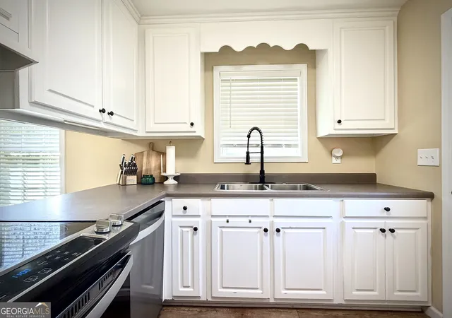Photo 3 of Single family home for sale at 224 North Ave, Adrian, GA 31002 | MLS# 10840793 | Listing updated on 2026-09-28
