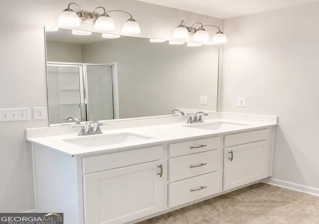 Photo 4 of Sale Pending at 6414 Rosetta Dr #47, South Fulton, GA 30331 | MLS# 10834647 | Listing updated on 2026-10-22
