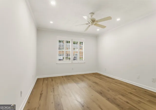 Photo 3 of Townhouse for sale at 4101 Dunwoody Clb Dr #31, Atlanta, GA 30350 | MLS# 10842248 | Listing updated on 2026-09-23