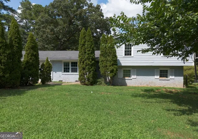 Single family home for sale at 544 Smyrna Powder Springs Rd SW, Marietta, GA 30060 | MLS# 10844807