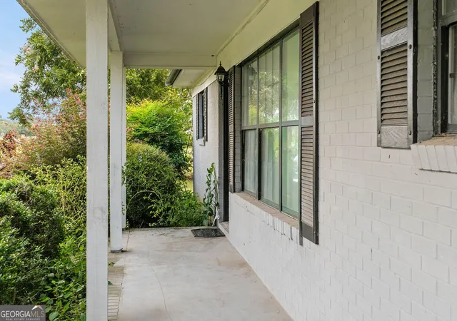 Photo 3 of Single family home for sale at 27 Patricia Ln, Hazlehurst, GA 31539 | MLS# 10848368 | Listing updated on 2026-10-05