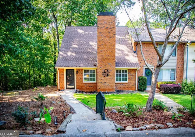 Photo 3 of Single family home for sale at 122 Mill Strm, Carrollton, GA 30117 | MLS# 10843735 | Listing updated on 2026-09-24