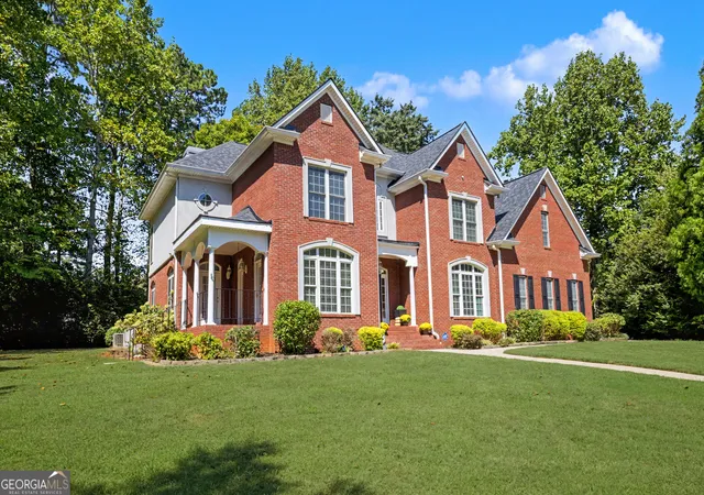 Photo 3 of Single family home for sale at 160 Torrey Pines Ct, Newnan, GA 30265 | MLS# 10845412 | Listing updated on 2026-10-08