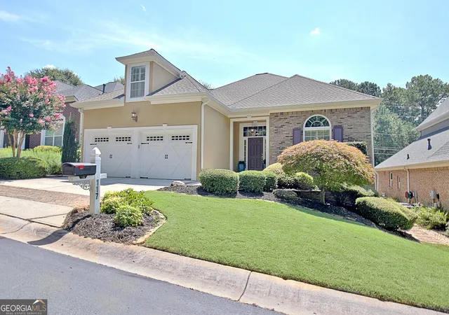Photo 1 of Single family home for sale at 117 Crown Ct, Peachtree City, GA 30269 | MLS# 10839057 | Listing updated on 2026-09-11