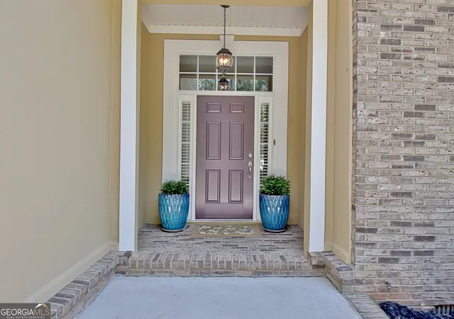 Photo 3 of Single family home for sale at 117 Crown Ct, Peachtree City, GA 30269 | MLS# 10839057 | Listing updated on 2026-09-11