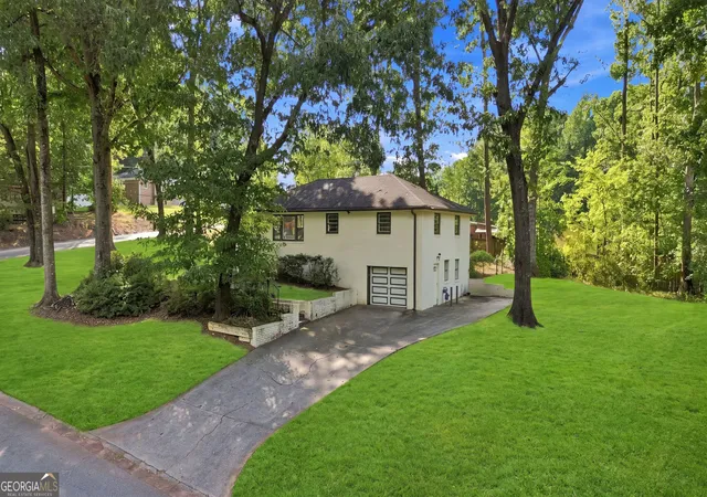 Photo 1 of Single family home for sale at 2586 Cherrywood Ln Sw, Marietta, GA 30060 | MLS# 10832368 | Listing updated on 2026-09-20