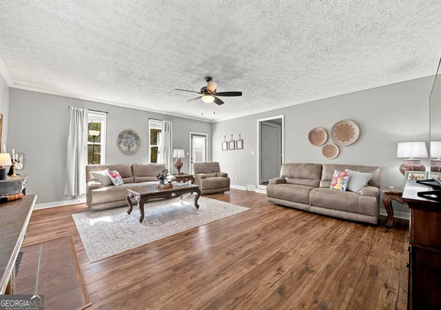 Photo 3 of Single family home for sale at 97 Oak Hill Dr, Rockmart, GA 30153 | MLS# 10835008 | Listing updated on 2026-10-05