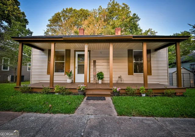 Photo 1 of Single family home for sale at 3 Bay St, Covington, GA 30014 | MLS# 10839232 | Listing updated on 2026-09-17