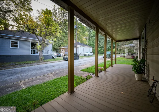 Photo 3 of Single family home for sale at 3 Bay St, Covington, GA 30014 | MLS# 10839232 | Listing updated on 2026-09-17
