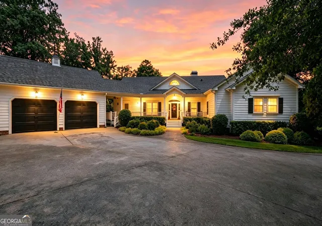Photo 2 of Single family home for sale at 7554 Heardsville Cir, Cumming, GA 30028 | MLS# 10817566 | Listing updated on 2026-09-04