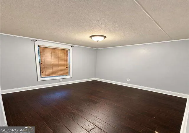 Photo 3 of Manufactured home for sale at 5109 Persimmon, Buford, GA 30518 | MLS# 10880587 | Listing updated on 2026-10-28