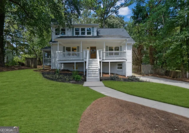 Photo 1 of Single family home for sale at 302 Hickory Ln, Canton, GA 30115 | MLS# 10838564 | Listing updated on 2026-09-16