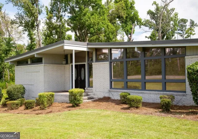 Photo 3 of Single family home for sale at 96 N Gill St, Hazlehurst, GA 31539 | MLS# 10847048 | Listing updated on 2026-09-30