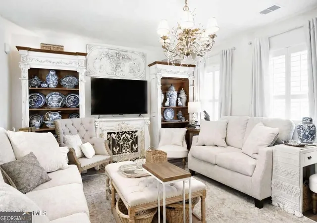Photo 3 of Single family home for sale at 138 Mohr Dr, Darien, GA 31305 | MLS# 10851129 | Listing updated on 2026-10-06