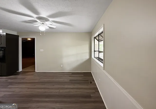 Photo 4 of Sale Pending at 209 Scarborough Rd, Centerville, GA 31028 | MLS# 10842298 | Listing updated on 2026-10-22