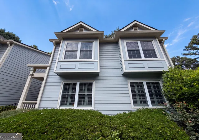 Condo for sale at 18 Springhedge Ct SE, Smyrna, GA 30080 | MLS# 10841287
